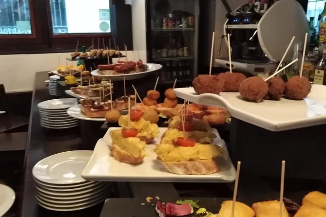 Barcelona Guided Street Food Tour and Gothic Quarter Visit - Frequently Asked Questions