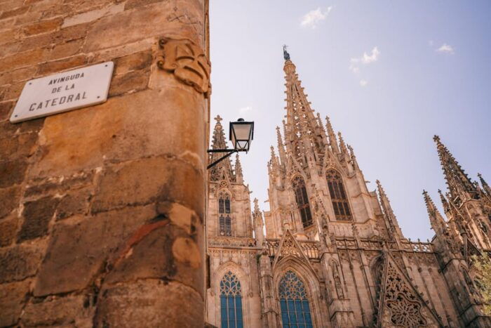 Barcelona: Guided Walking City Tour, Cable Car & Boat Ride - Harbor Ride