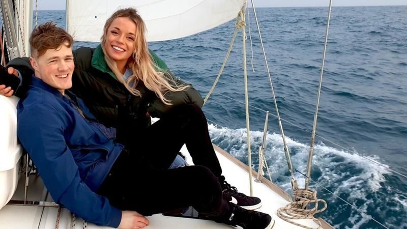 Barcelona half-day yacht tour with drinks and snacks - Booking details worth checking