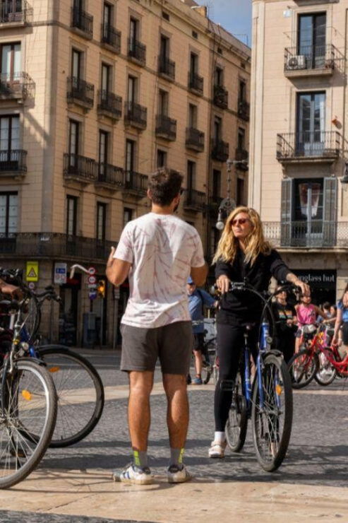 Barcelona: Hidden Gems-Alternative Districts Tour by E-Bike - Good To Know