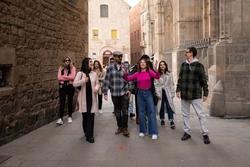 Barcelona: Hidden Gems Walking Tour Including 10+ Sights - Good To Know
