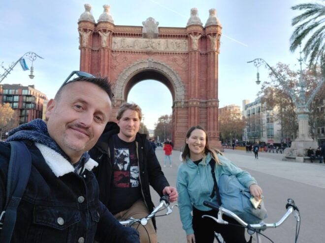 Barcelona Highlights Bike Tour - Tour Description