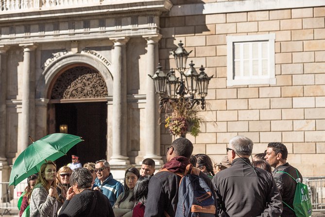 Barcelona Highlights: Gothic Quarter, Coastline and Montjuic Mountain - Positive Reviews From Visitors