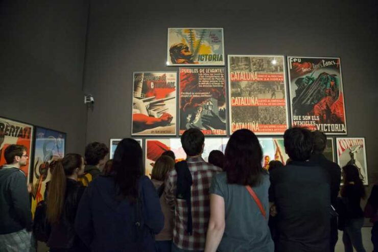 Barcelona: Highlights of the MNAC Guided Tour - Guided Tour Experience