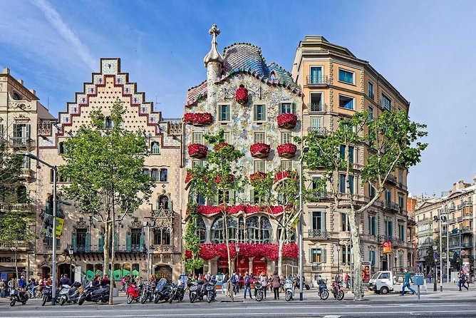 Barcelona Highlights Private Full-Day Tour - Tour Highlights