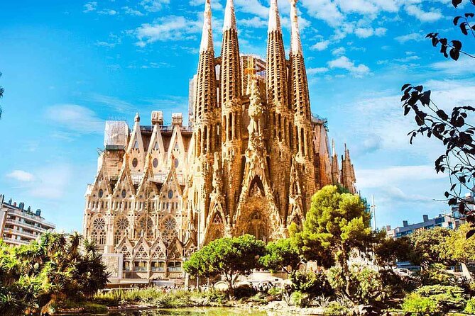 Barcelona Highlights Private Tour - Booking and Cancellation