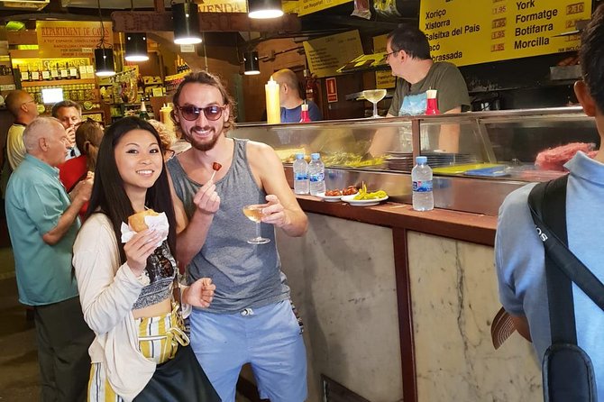 Barcelona Highlights With a Local Friend - Inclusions and Customization