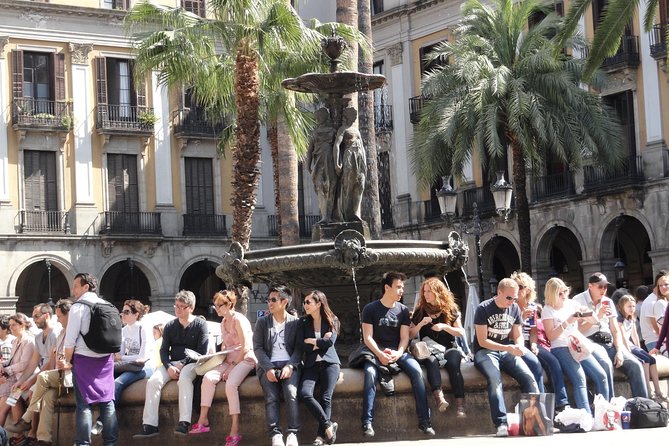 Barcelona Highlights With a Local Friend - Additional Information