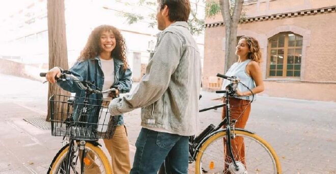 Barcelona: Historic City E-Bike Tour - Historic Neighborhoods