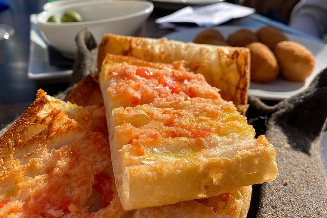 Barcelona Historic Walking Tour and Food Experience - Common Questions