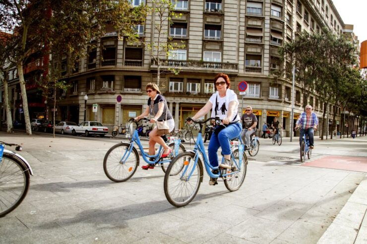 Barcelona Historical 3-Hour Bike Tour - Tour Duration and Flexibility