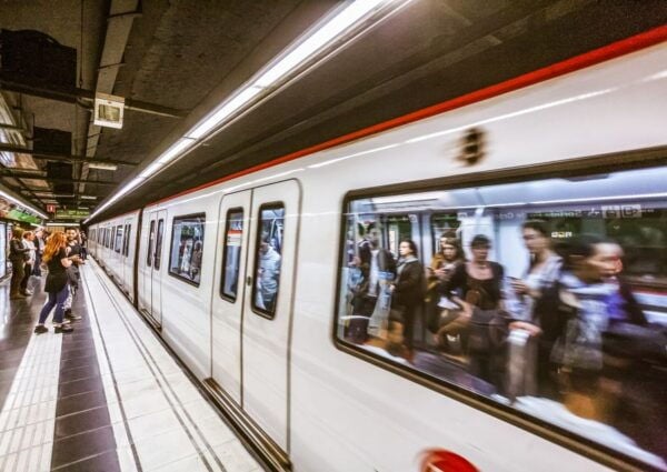 Barcelona: Hola Barcelona Public Transport Travel Card - The Sum Up and Customer Testimonials