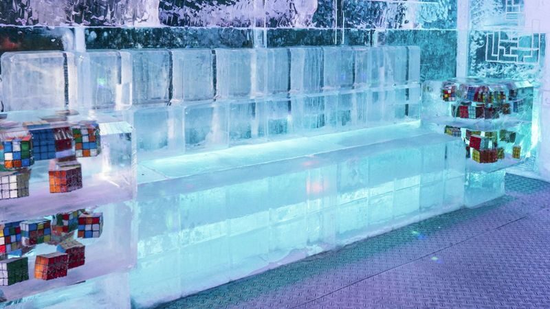 Barcelona Icebar Ticket + 1 Drink - Timing and practical details