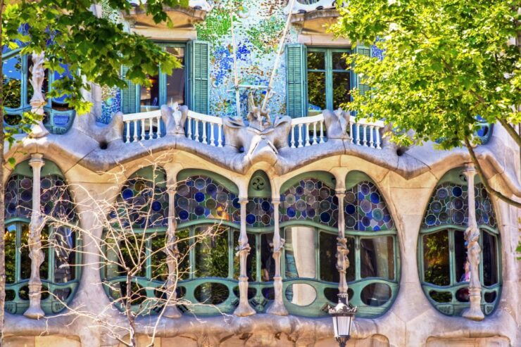 Barcelona in a Day: a Self-Guided Audio Tour in English - Features and Highlights