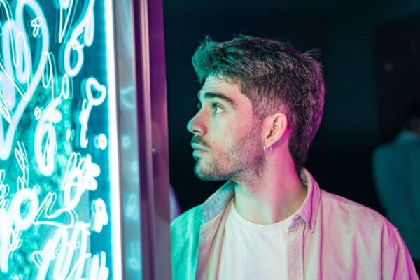 Barcelona: Interactive Art Installation by IKONO - Directions