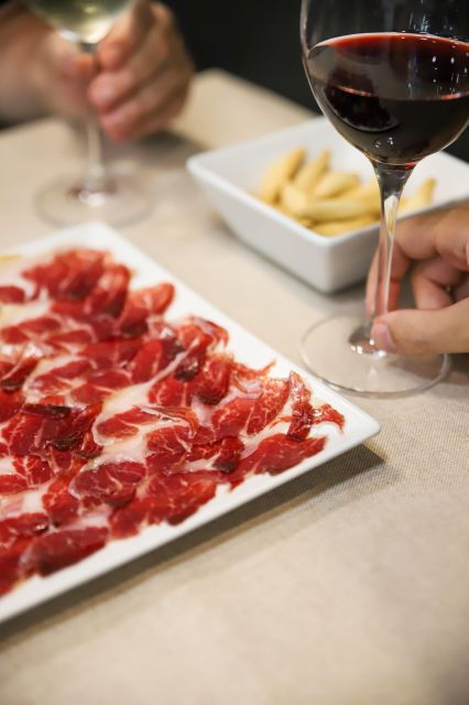 Barcelona: Jamón Experience Essentials - Tasting Experience