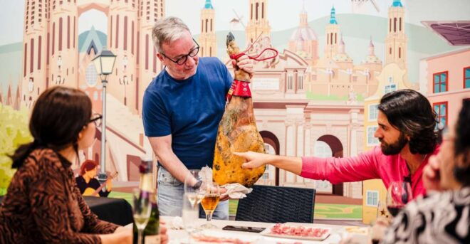 Barcelona: Jamón Experience Masterclass - Language Options and Accessibility