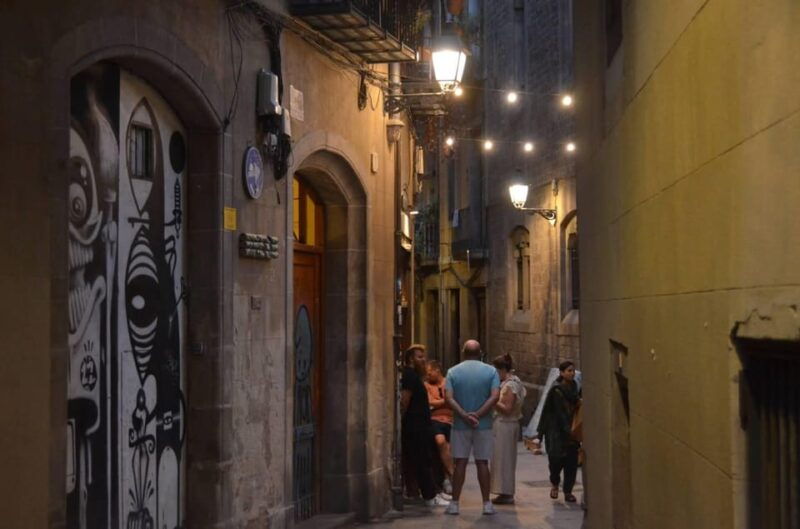 Barcelona: Killers, Witches & Inquisition Old Town (day/eve) - Good To Know