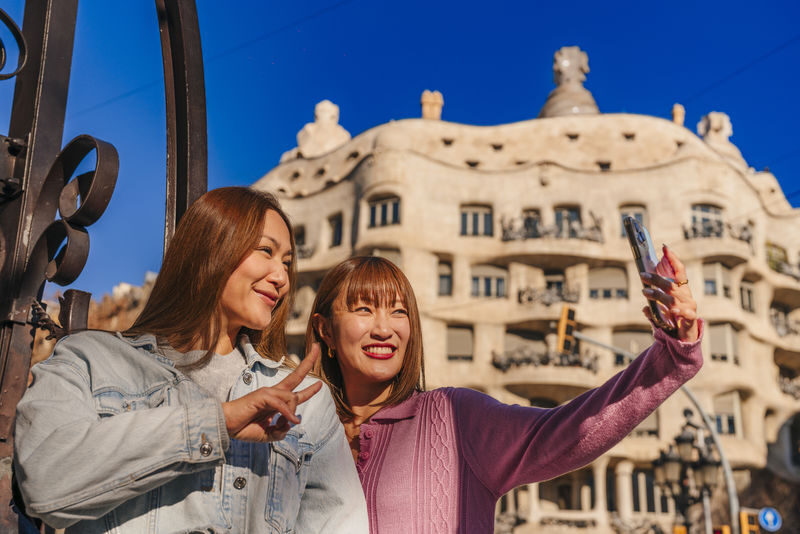 Barcelona: La Pedrera-Casa Mila Ticket & Audio Guide Option - What the ticket costs, and what it buys