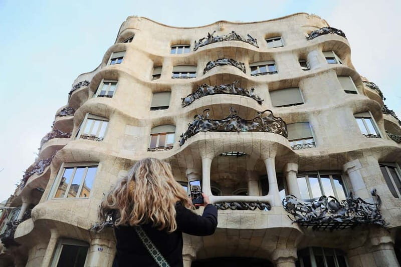 Barcelona: La Pedrera Private Tour with Casa Batlló Ticket - Good To Know
