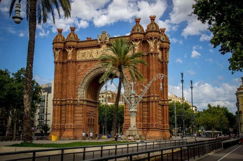 Barcelona Layover Experience: Must-See City Highlights - Good To Know