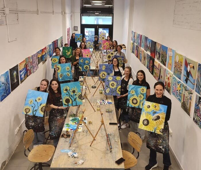 Barcelona: Learn to Paint, Sip Wine, Enjoy Snacks & Music - Amenities and Inclusions