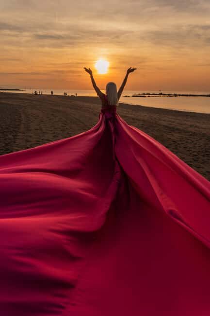Barcelona: Magic Pink Flying Dress Photoshoot - Introduction to the Pink Flying Dress Photoshoot