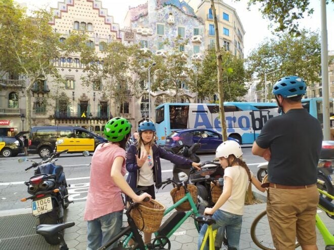 Barcelona Main Sights 2.5-Hour Tour by E-Bike - Visit Basilica of Santa Maria Del Mar