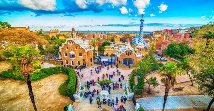 Barcelona Modernist Architecture and Art Guided Walking Tour - Experience Highlights