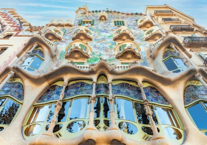 Barcelona, Modernist: Scavenger Hunt & Self-Guided Tour - Tour Logistics