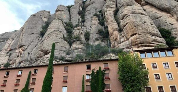 Barcelona: Monserrat Private Transfer - Additional Considerations