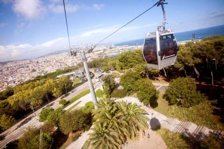 Barcelona: Montjuïc Cable Car Roundtrip Ticket - Good To Know