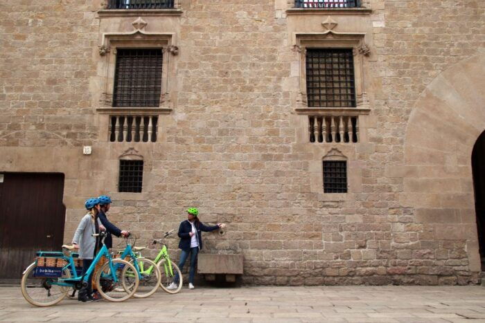Barcelona: Montjuic Hill E-Bike Tour - Discovering Hidden Gems Along the Way