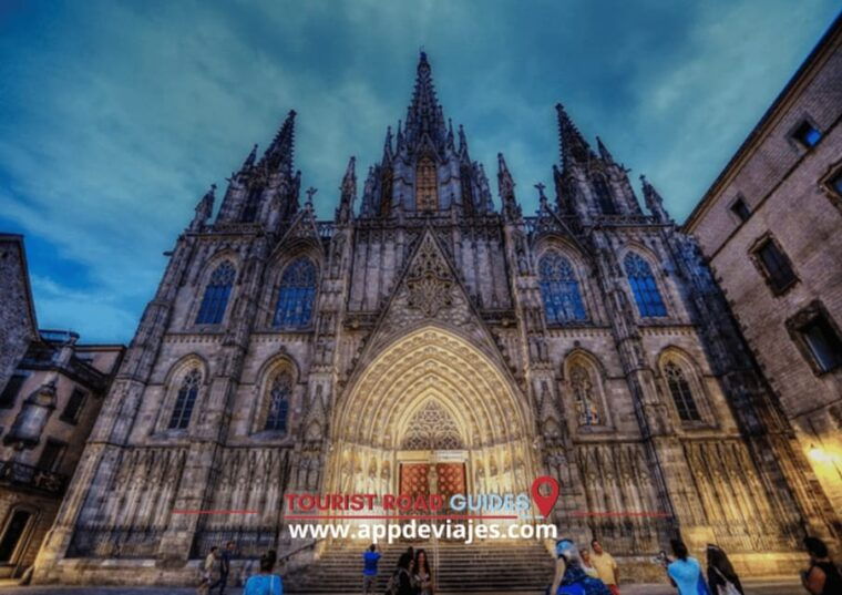 Barcelona: Montjuïc, Sagrada Familia & Gothic Quarter Tour - Cancellation and Refund Policy