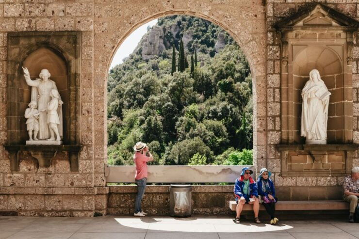 Barcelona: Montserrat Tour, Monastery & Optional Wine/Lunch - Full Description of the Activity