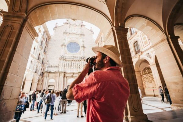 Barcelona: Montserrat Tour, Monastery & Optional Wine/Lunch - Optional Wine Tasting and Lunch Experience
