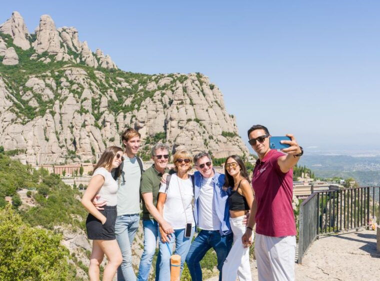 Barcelona: Montserrat, Winery Tour & Lunch With Wine Tasting - Customer Reviews