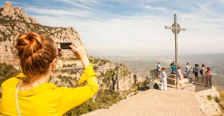 Barcelona: Montserrat With Winery Visit and Farmhouse Lunch - Booking Details and Flexibility