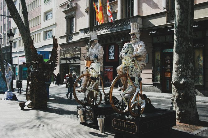 Barcelona Must-See Private Tour With a Friendly Local Guide - Competitive Pricing