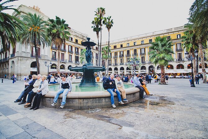 Barcelona Must-See Private Tour With a Friendly Local Guide - Exclusive Experiences