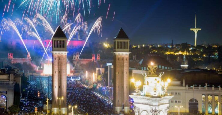 Barcelona: New Year's Eve Night Out With 90-Minute Open Bar - Activity Details and Benefits