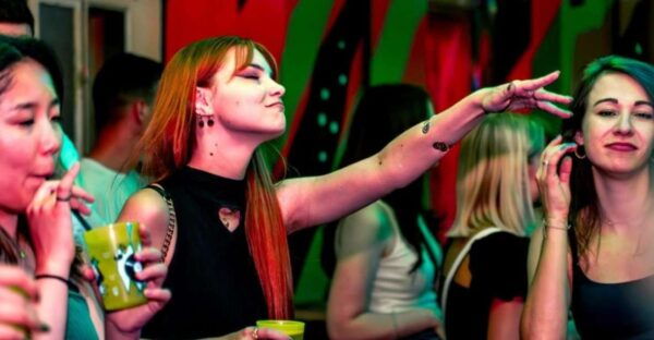 Barcelona: New Year'S Eve Pub Crawl With 1.5 Hour Open Bar - Frequently Asked Questions