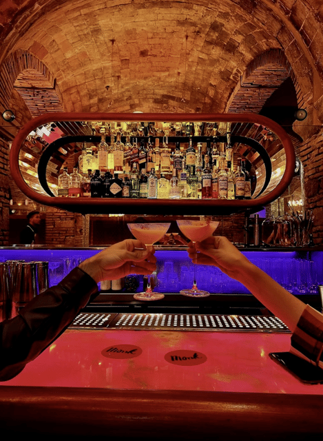 Barcelona Nightlife Secrets: Guided Tour - Meet Fellow Travelers