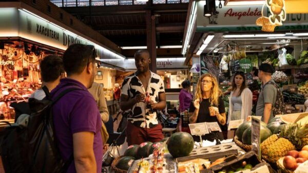 Barcelona: Old Markets With Tasting Tapas E-Bike Tour - Weather Considerations
