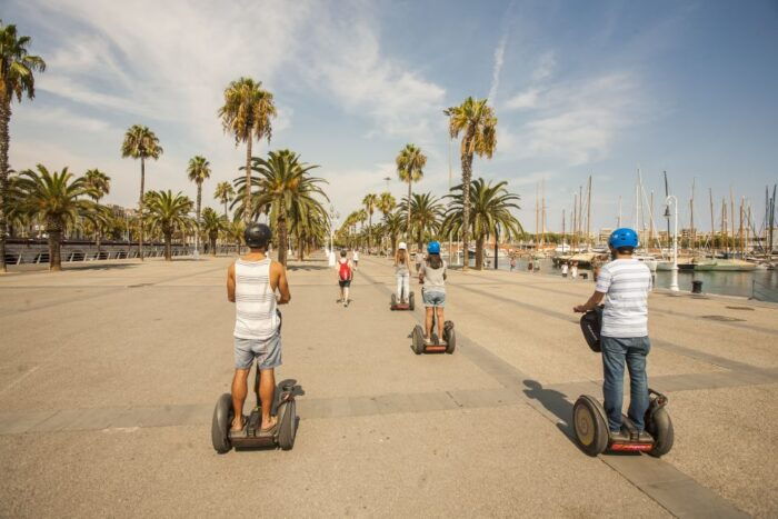 Barcelona: Old Port and Gothic Quarter Guided Segway Tour - Customer Reviews and Feedback