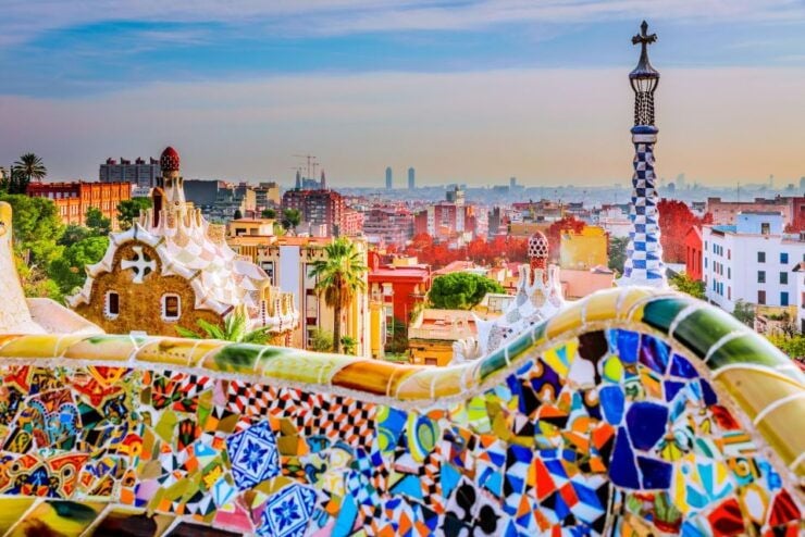 Barcelona Old Town and Top Attractions Private Car Tour - Tour Inclusions