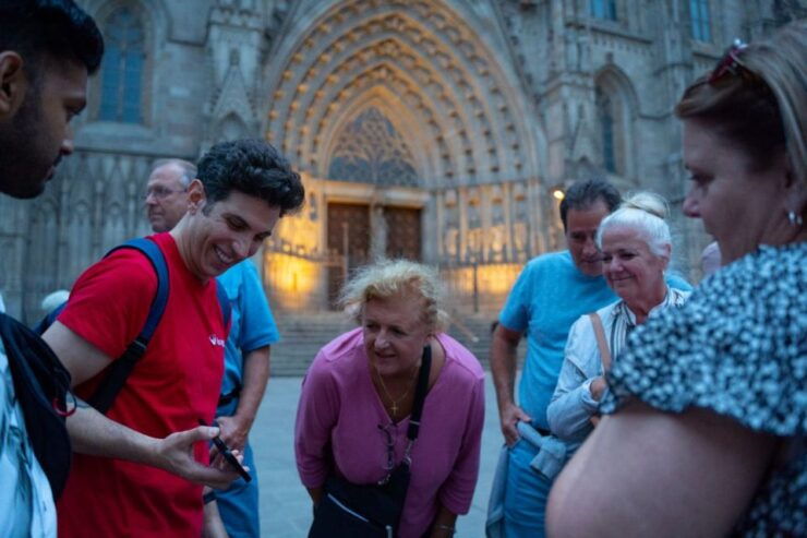 Barcelona: Old Town Evening Tour With Tapas and Drinks - Booking Details
