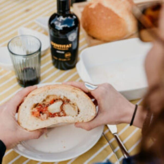 Barcelona: Olive Oil Tasting With Tapas and Cava - Tapas Delight: A Culinary Journey