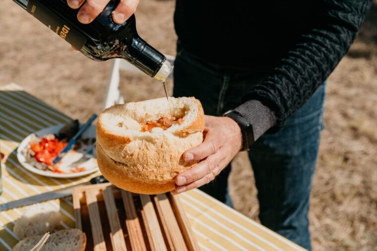 Barcelona: Olive Oil Tasting With Tapas and Cava - Cava Celebration: The Perfect Accompaniment