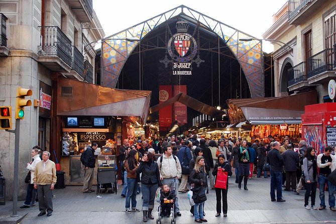 Barcelona : Paella Cooking Experience Boqueria Market Exclusive Tour - Vegetarian Option Available